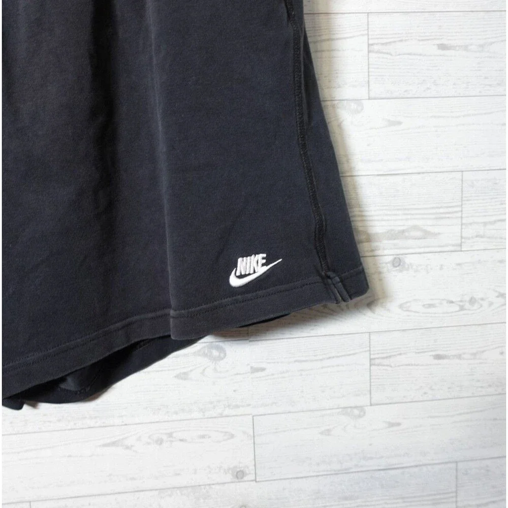 Nike Men's XXL Black Fleece Athletic Shorts Drawstring Elastic Waist